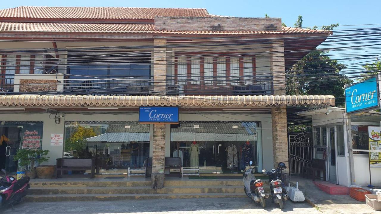 קו סמוי The Corner Transit Hostel מראה חיצוני תמונה